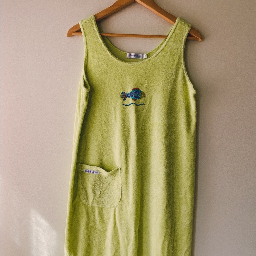 Green Sleeveless Towel Dress with Fish Embroidery